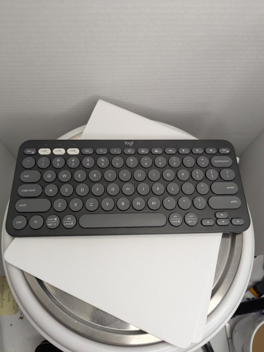 Logi Pebble 2 Keys K380s Multi Device Portable Keyboard Tested - Black